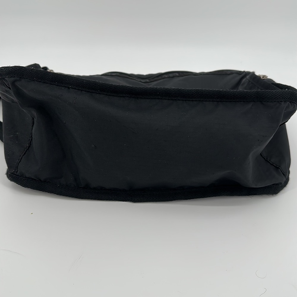 Lesportsac Black Front Flap Adjustable Strap Messenger Bag - Picture 8 of 16